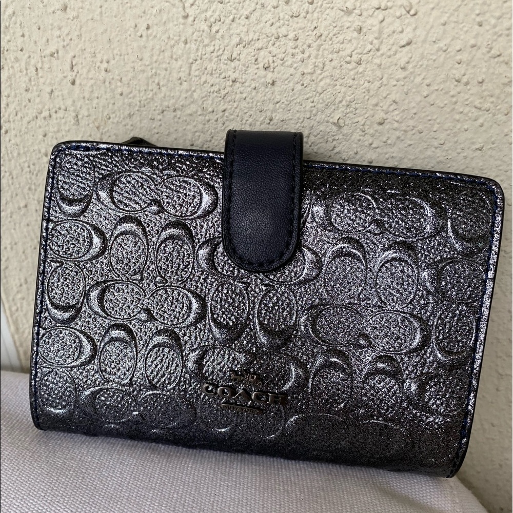 Coach Logo Wallet New - Picture 2 of 8